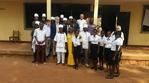 Centrafrique : 2017 jeunes femmes à Bangui bénéficiaires des kits scolaires et professionnels grâce au soutien de Détao