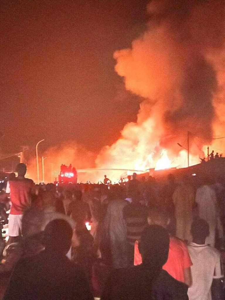 Centrafrique : Des dégâts énormes selon le gouvernement après l’incendie déclenché au Km5 dans le 3ème arrondissement